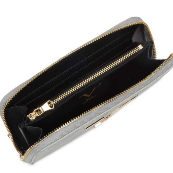 Versace Leather Wallet - Picture 5 of 11